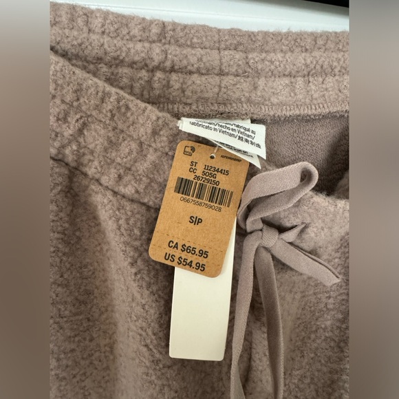 Brand new with tags PINK outfit set - Picture 5 of 5